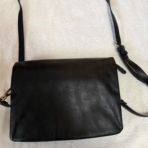 Elegant Black Leather Crossbody Bag
